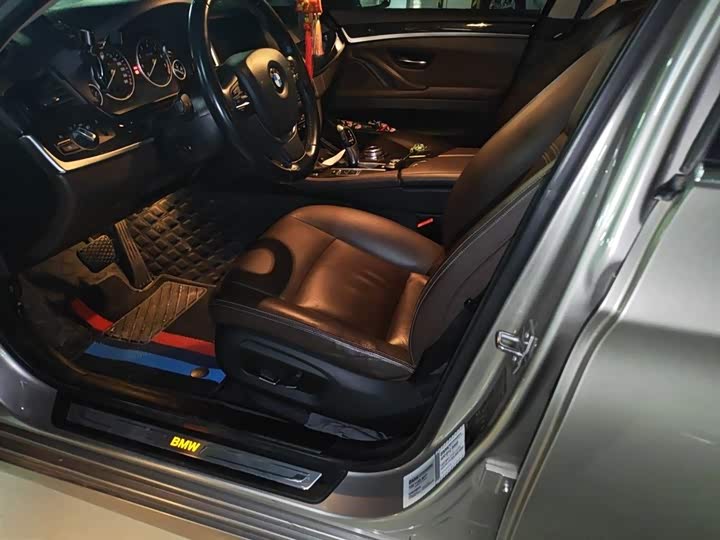 BMW 5 Series, 2014 года фото 9