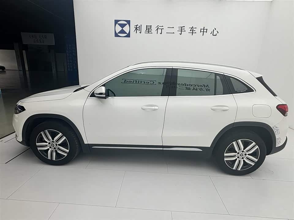 Mercedes-Benz EQA Mercedes-Benz EQA