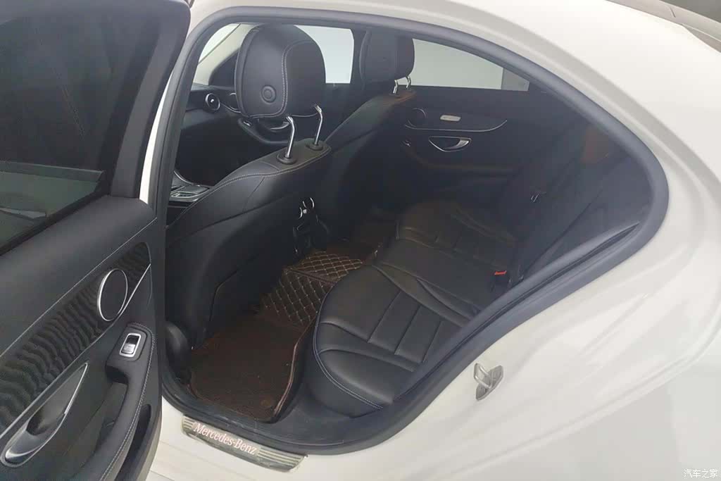 Mercedes-Benz C-Class, 2021 11