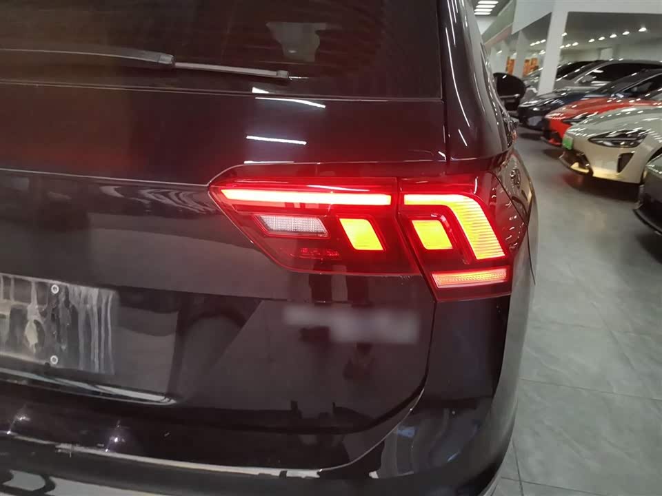 Volkswagen Tiguan L