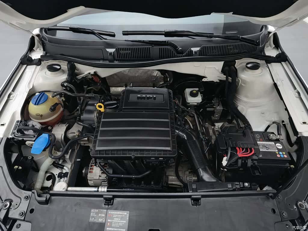 Volkswagen Lavida, 2015 6
