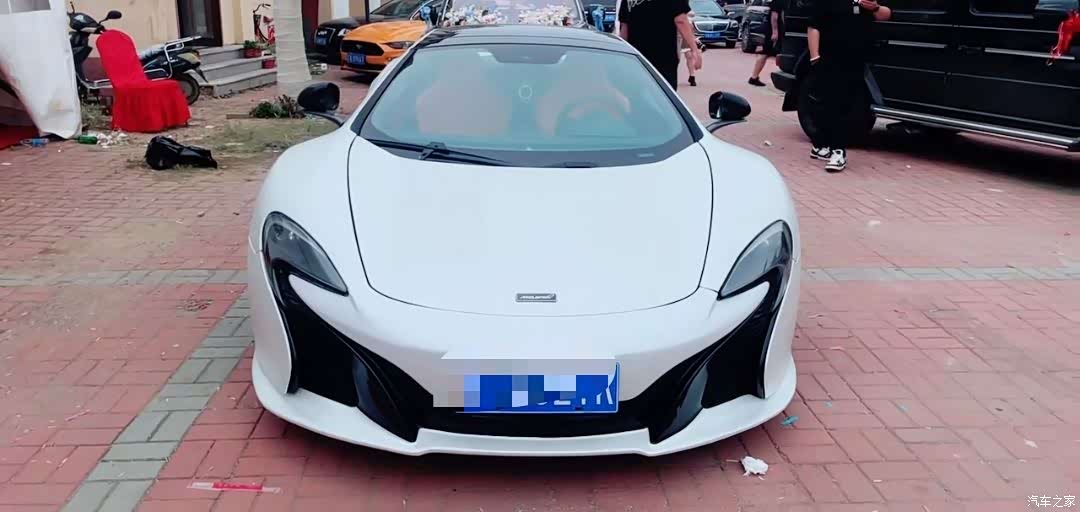 McLaren 625C