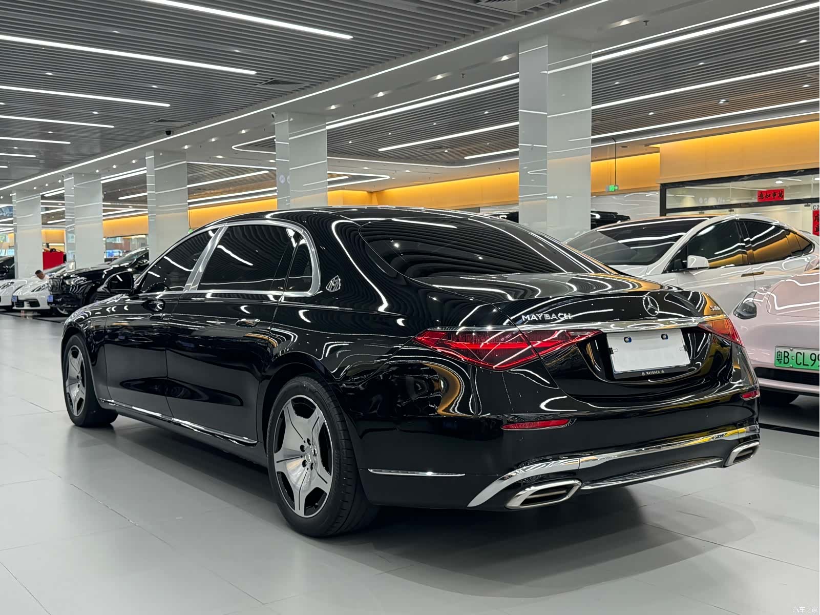 Maybach S-Class, 2023 4