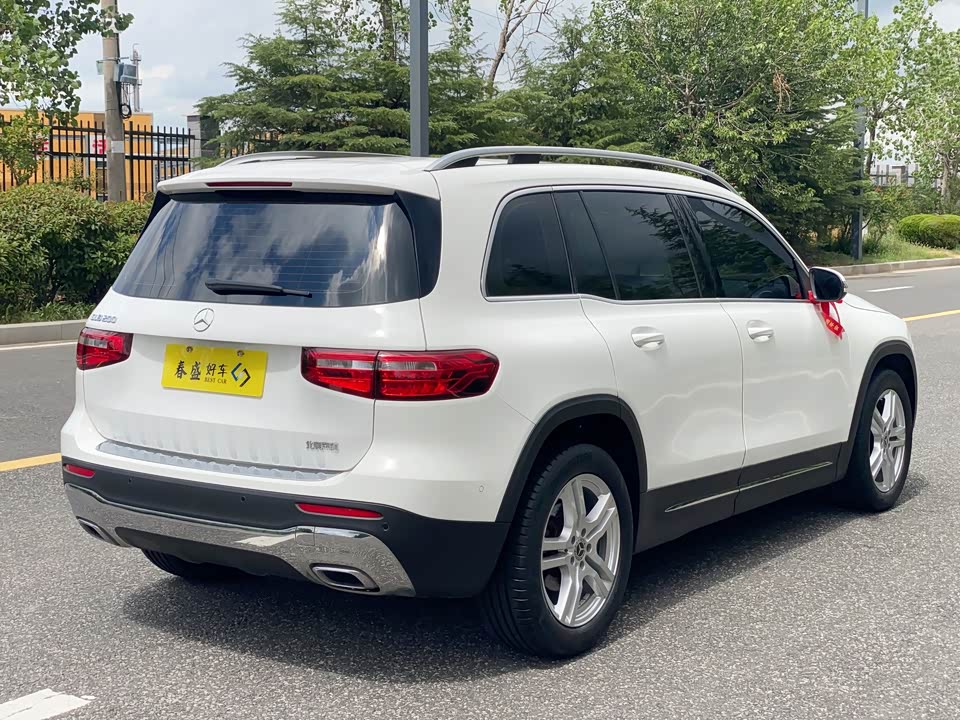 Mercedes-Benz GLB Mercedes-Benz GLB
