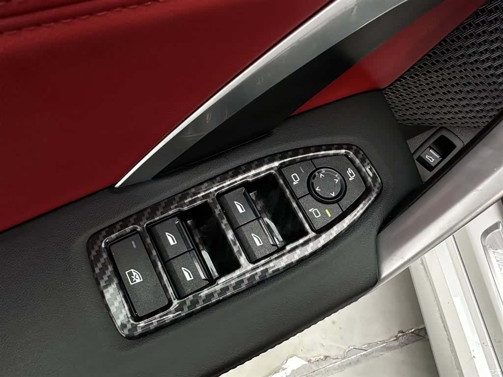 BMW iX1, 2024 25