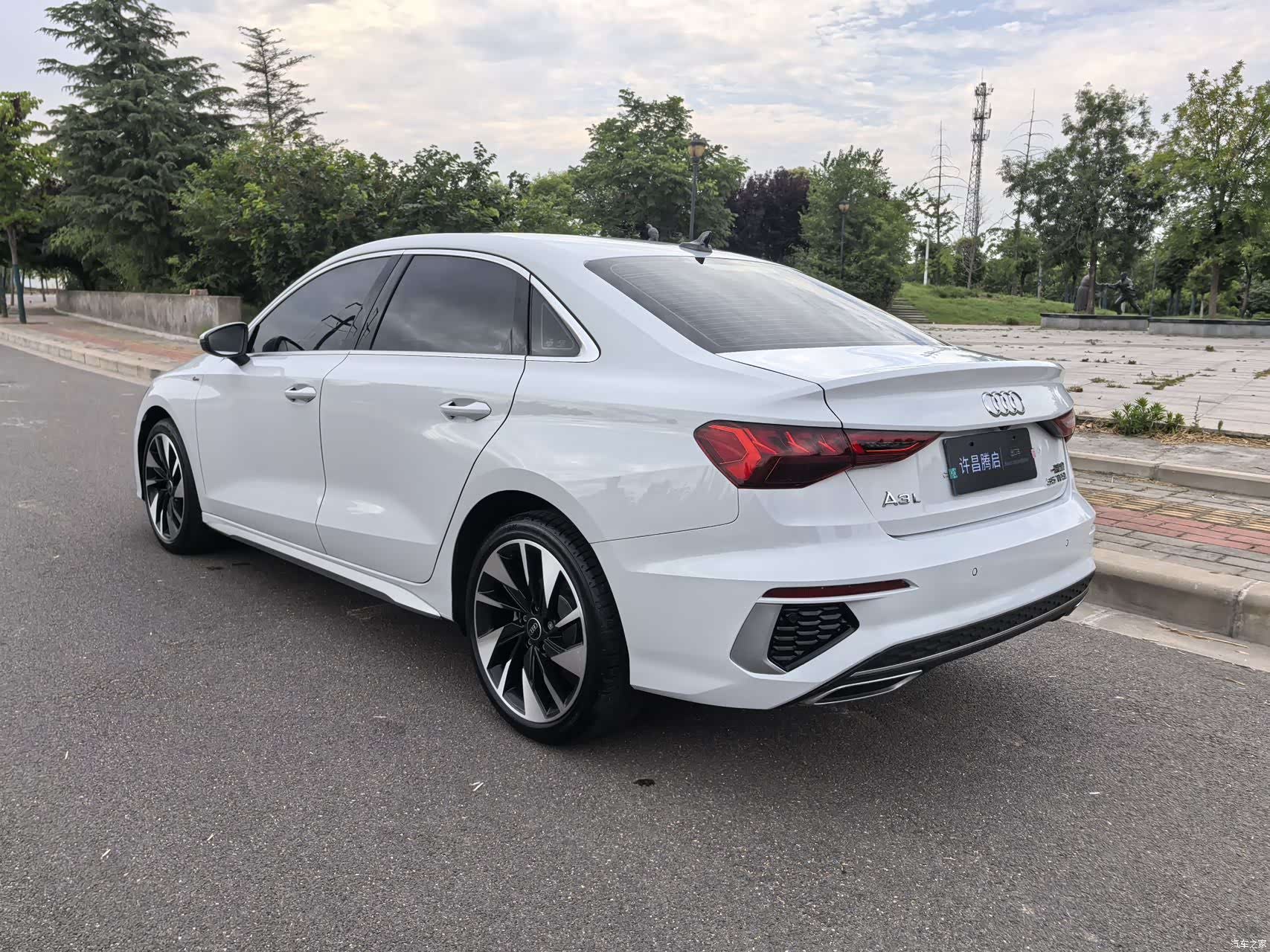 Audi A3, 2023 все фото