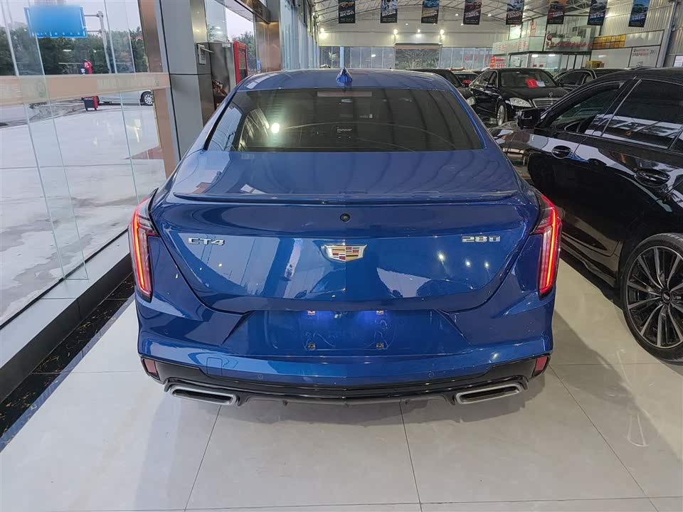 Cadillac CT4