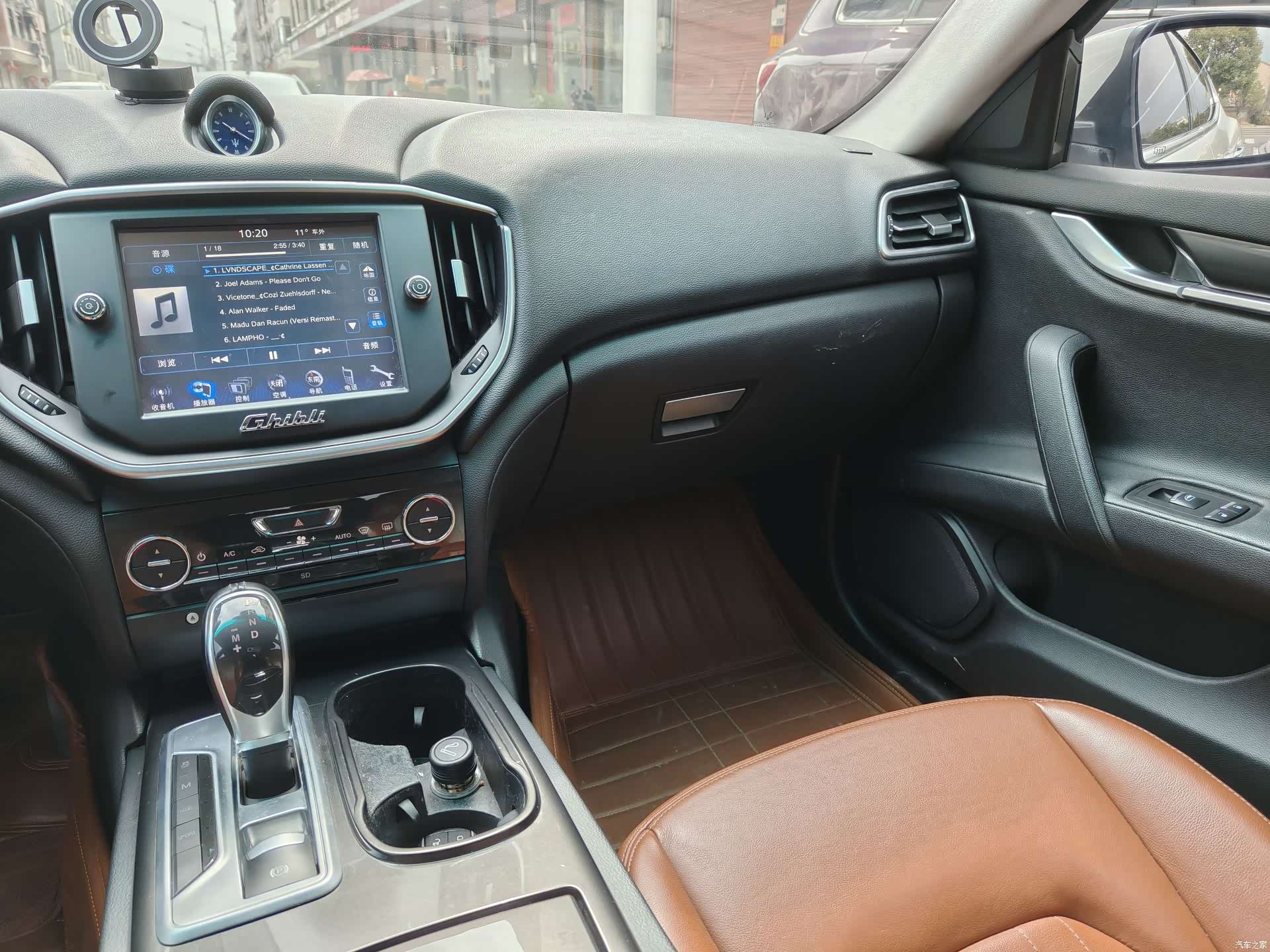 Maserati Ghibli, 2016 7