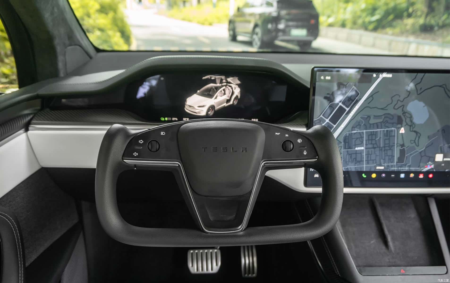 Tesla Model X, 2023 9