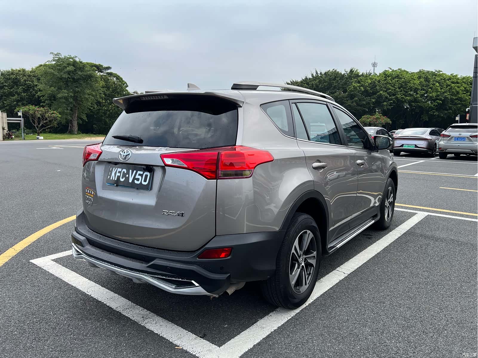 Toyota RAV4, 2016 7