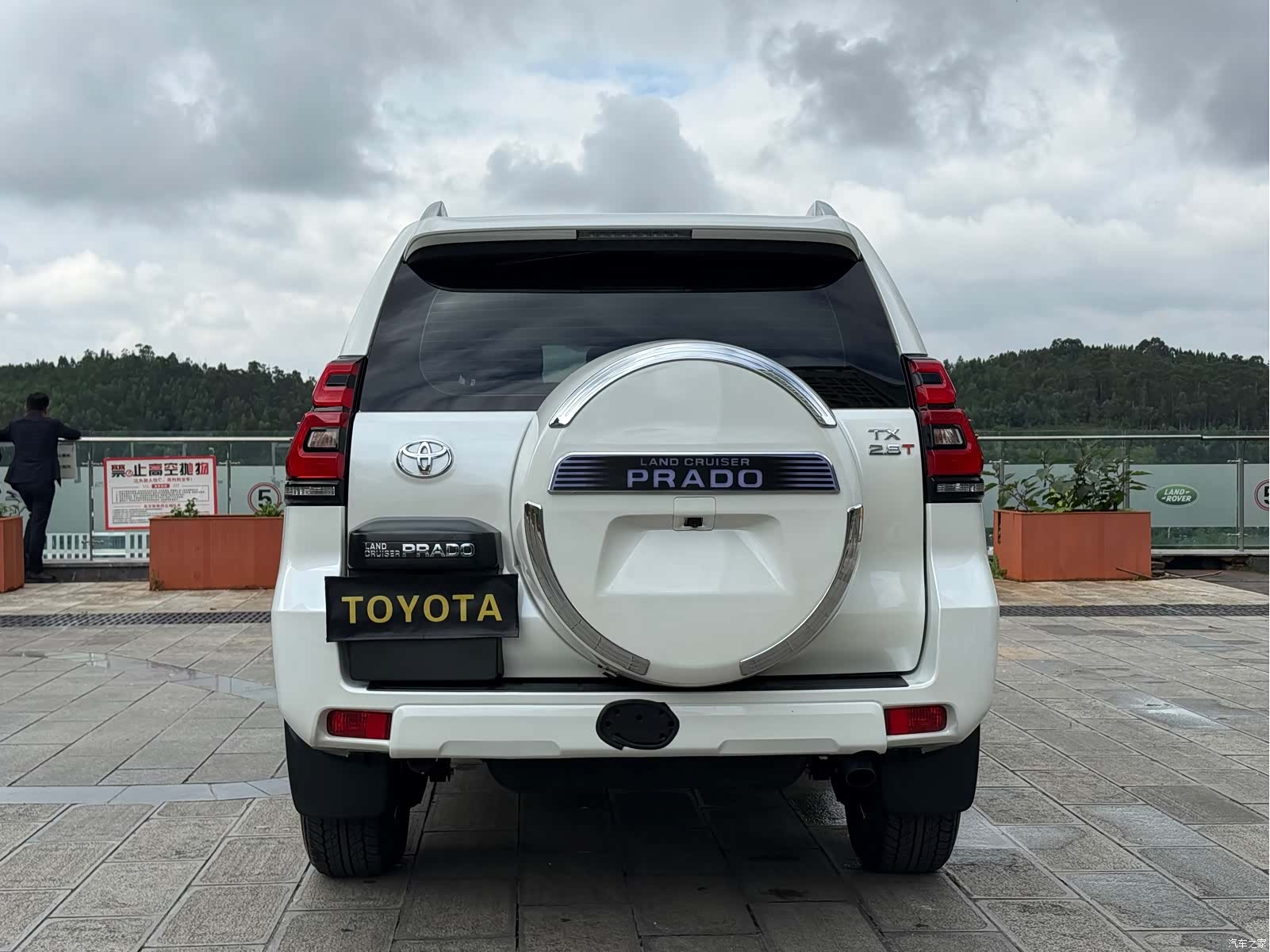 Toyota Prado, 2024 все фото