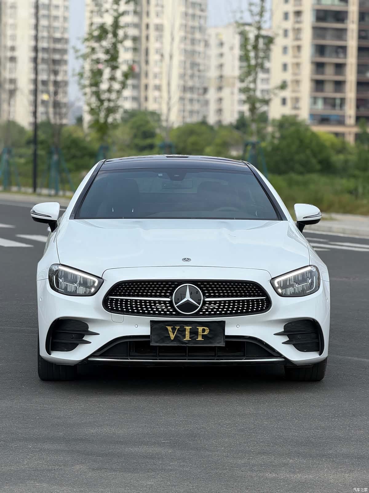 Mercedes-Benz E-Class, 2023 11