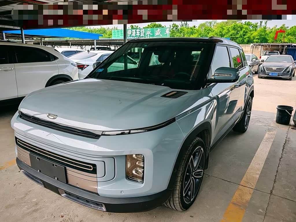 Geely ICON