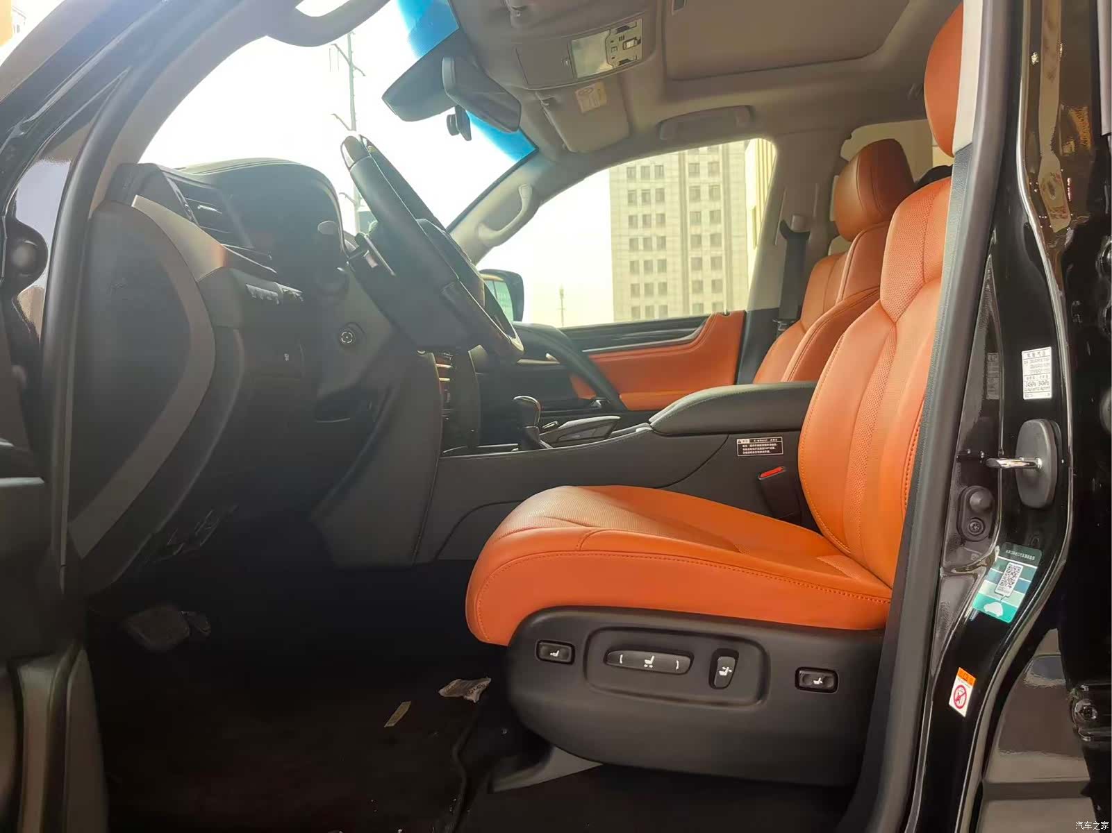 Lexus LX, 2019 все фото