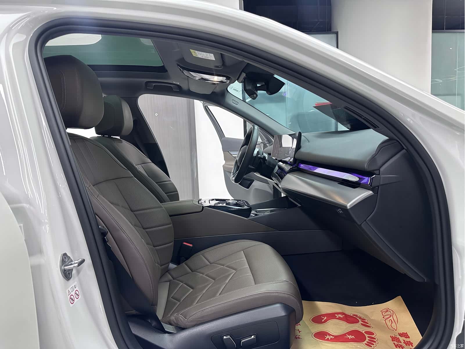 BMW 5 Series, 2024 11
