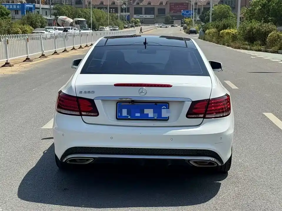 Mercedes-Benz E-class Mercedes-Benz E-class
