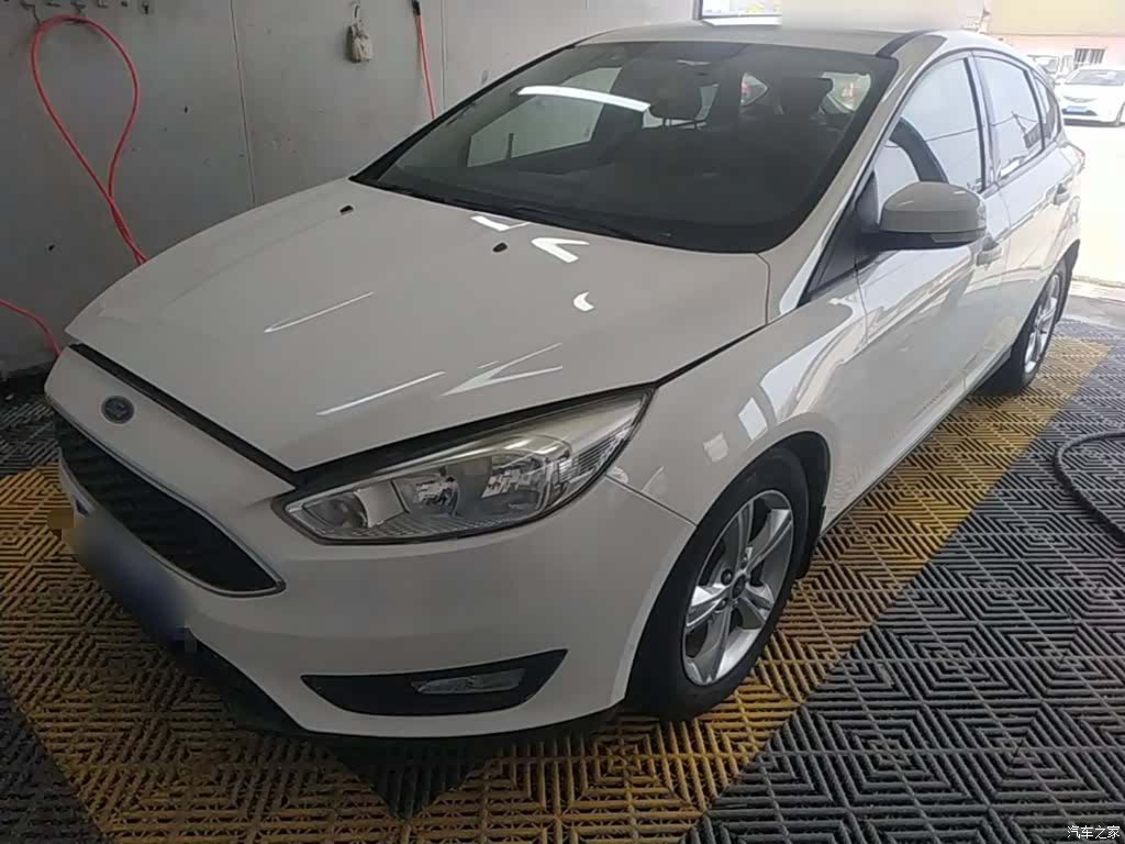 Ford Focus, 2015 1