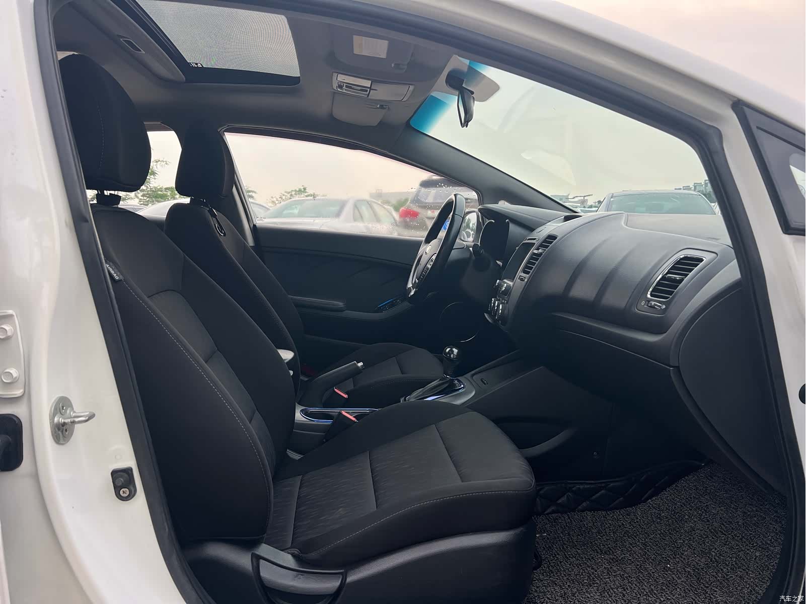 Kia K3, 2016 7