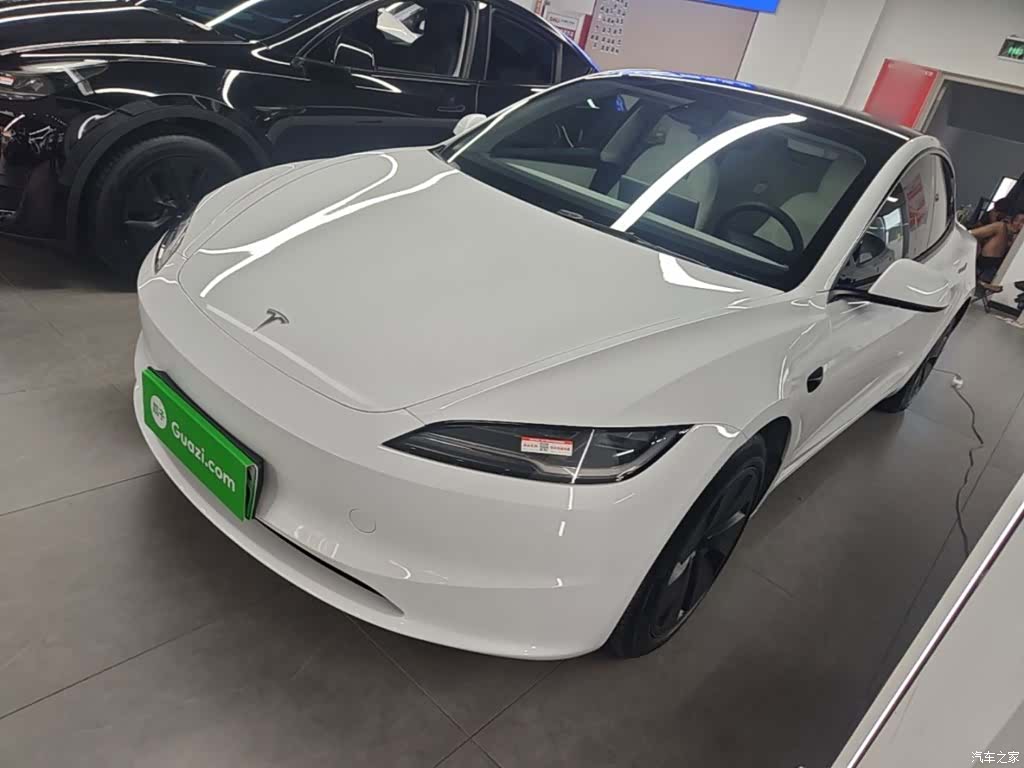 Tesla Model 3, 2024 2
