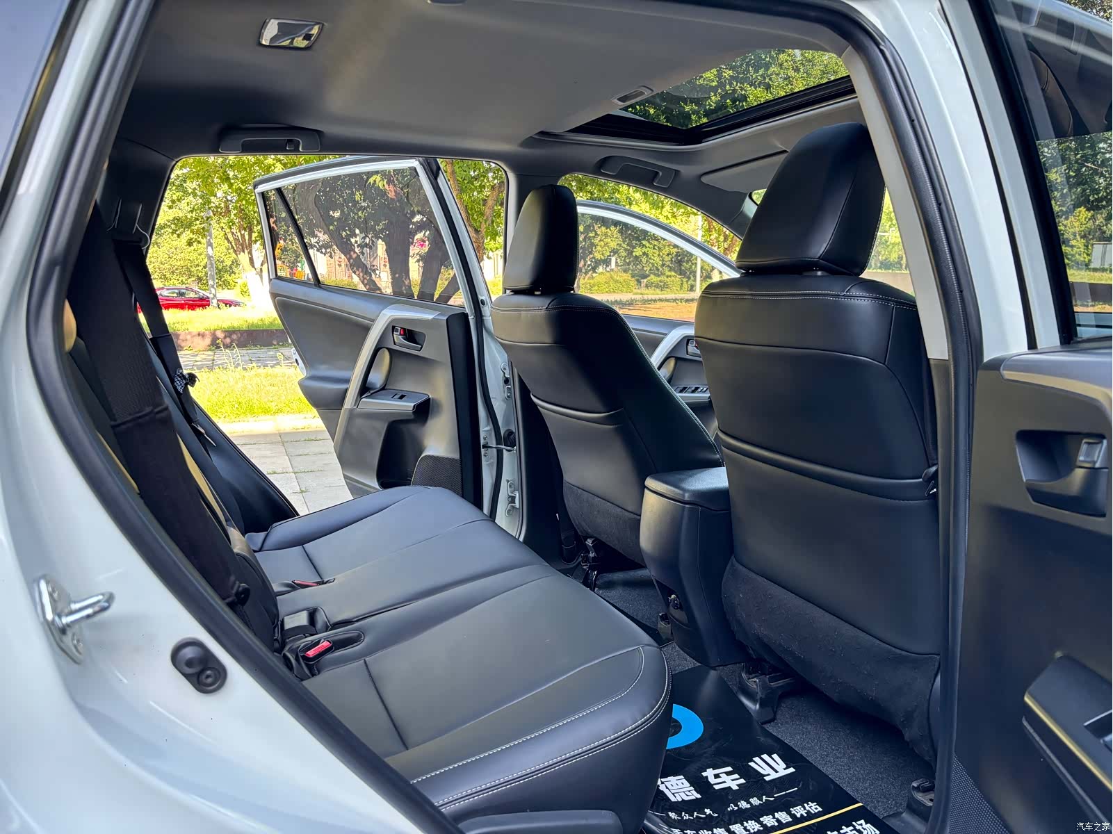 Toyota RAV4, 2018 19