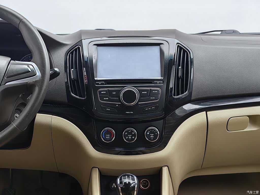 Wuling 730, 2016 12