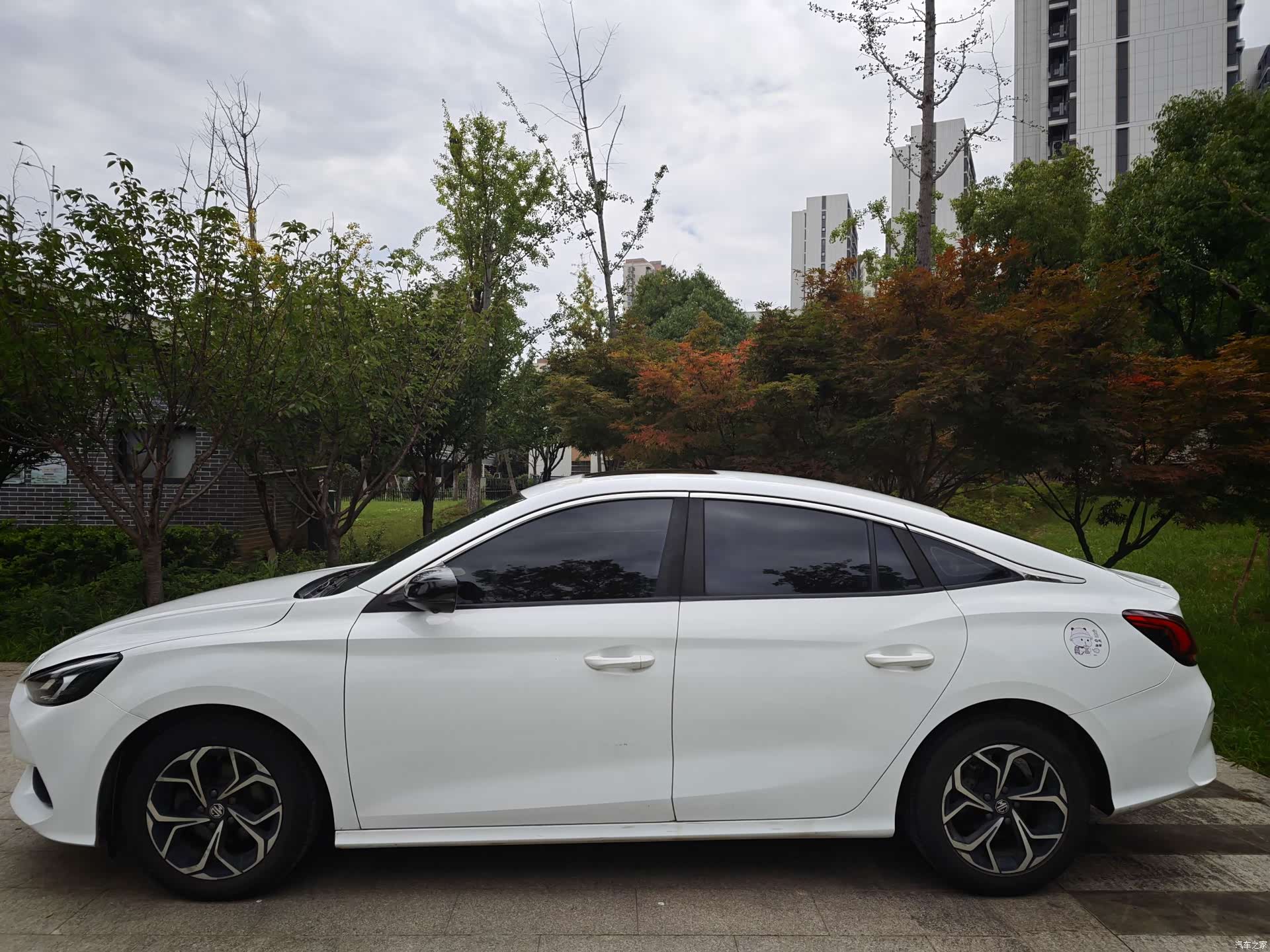 MG MG5, 2021 7