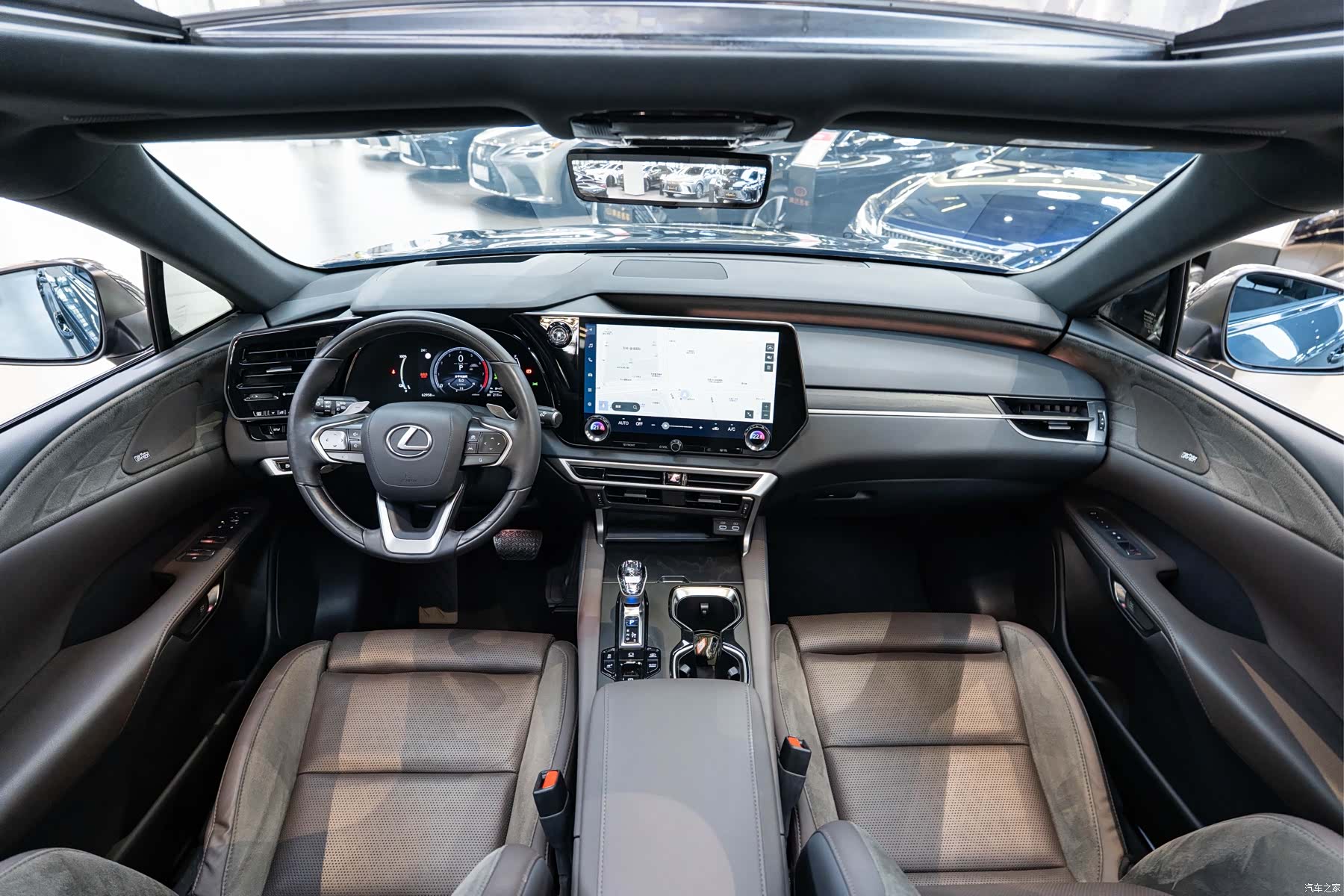 Lexus RX, 2023 13