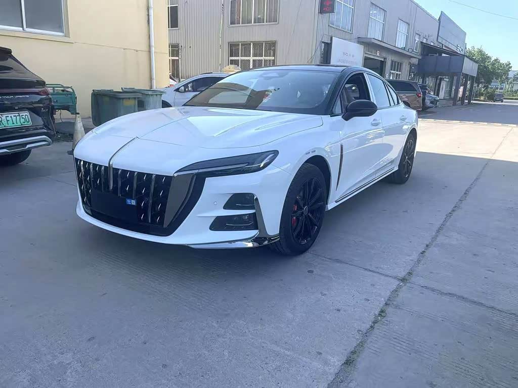 Hongqi H6