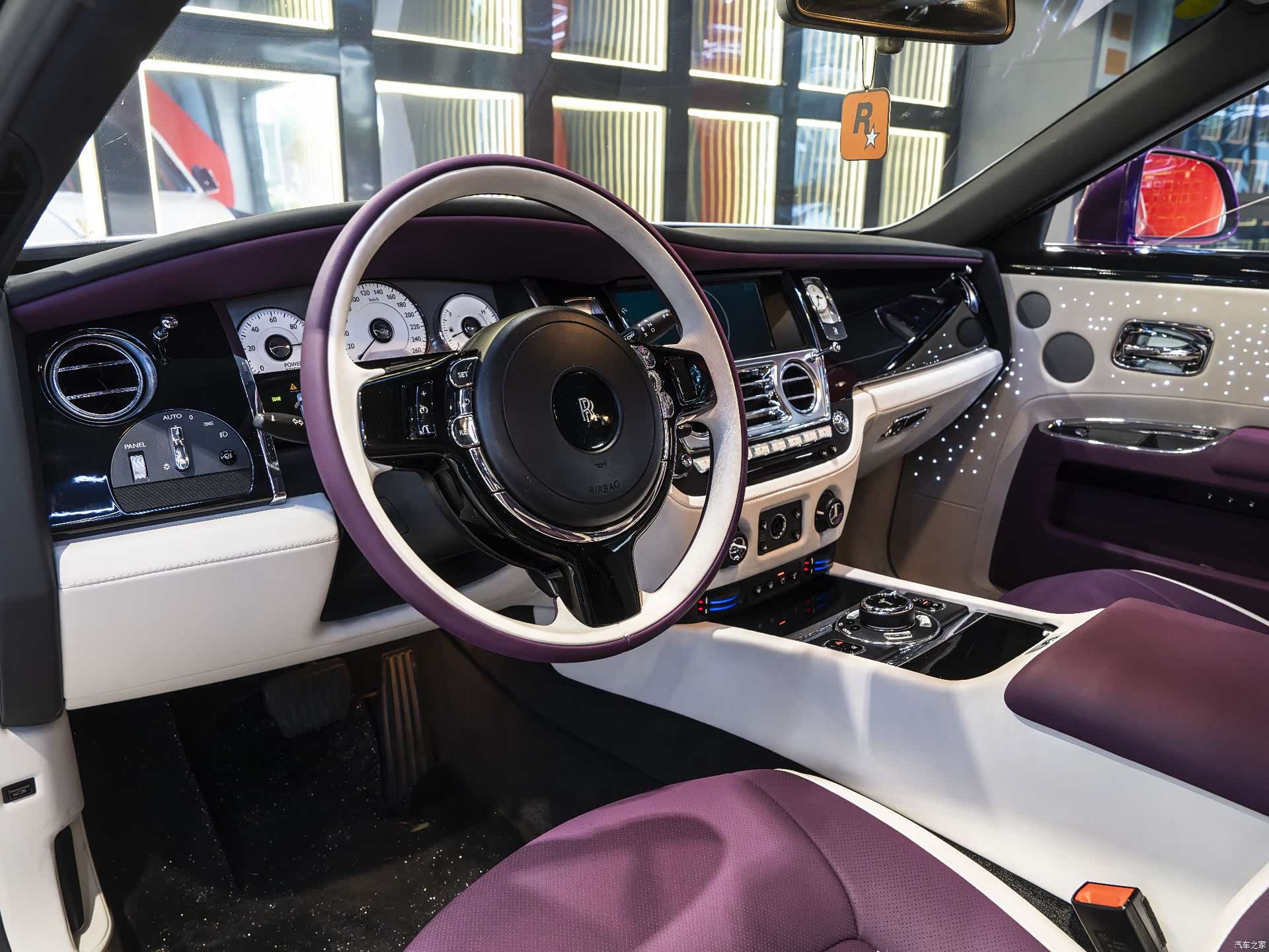 Rolls-Royce Ghost, 2013 12