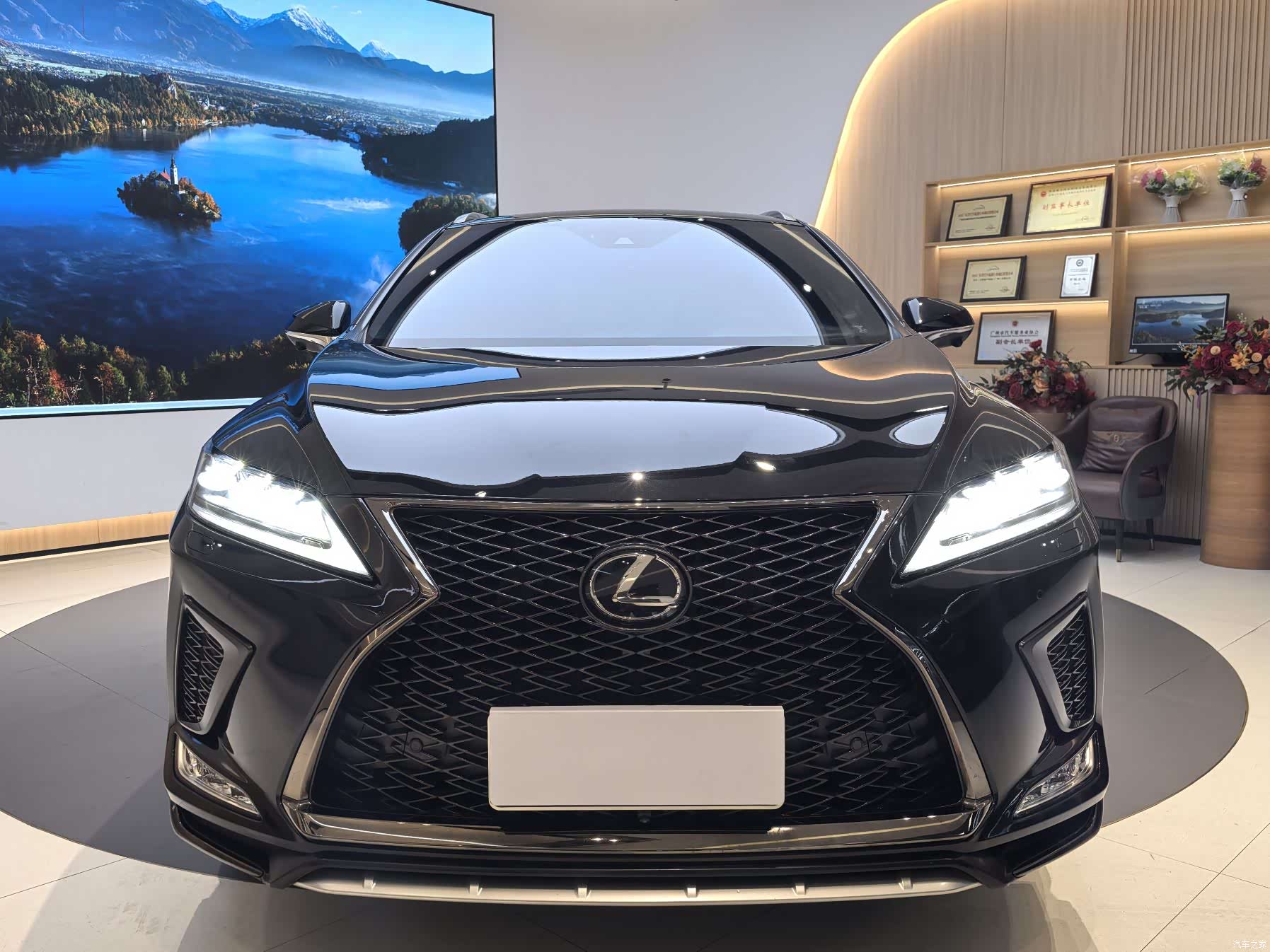 Lexus RX, 2021 2