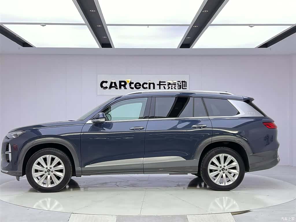 Audi Q6, 2024 2