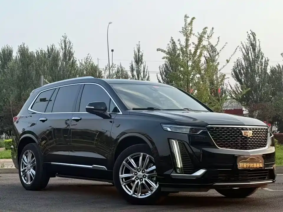 Cadillac XT6
