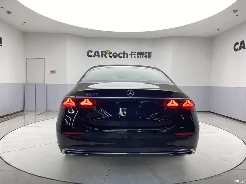 Mercedes-Benz E-Class, 2024 6