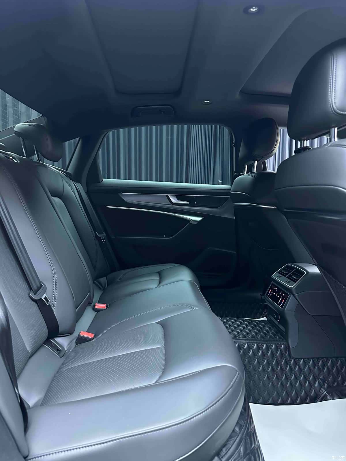 Audi A6L, 2019 7