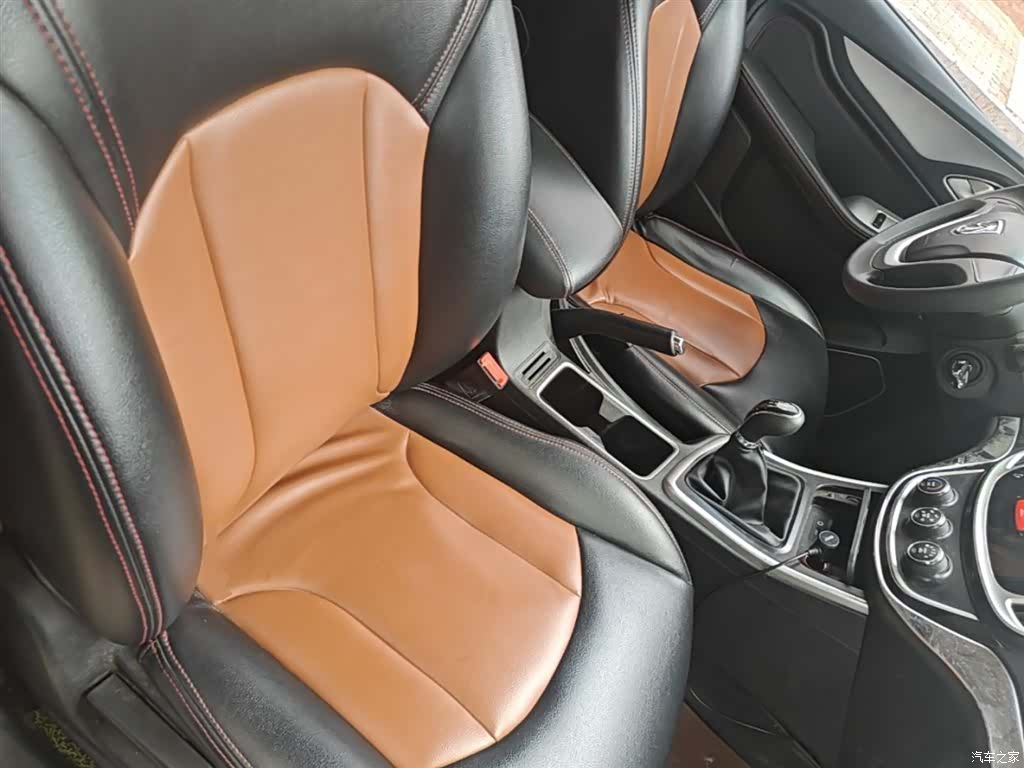 Wuling 560, 2016 25