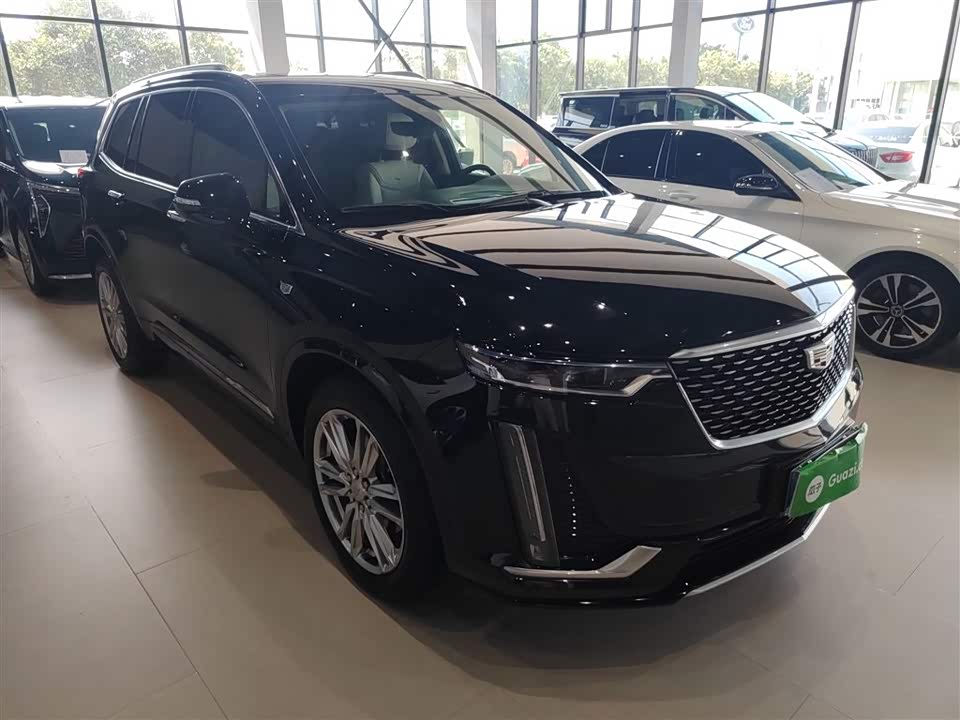Cadillac XT6