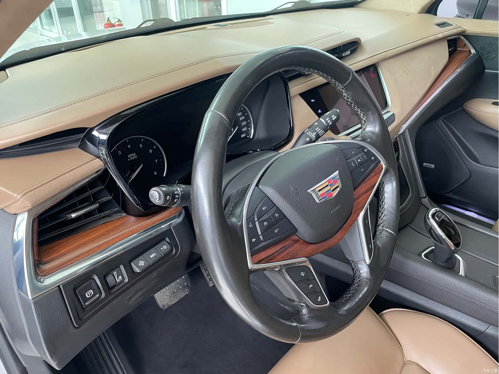 Cadillac XT5, 2017 8