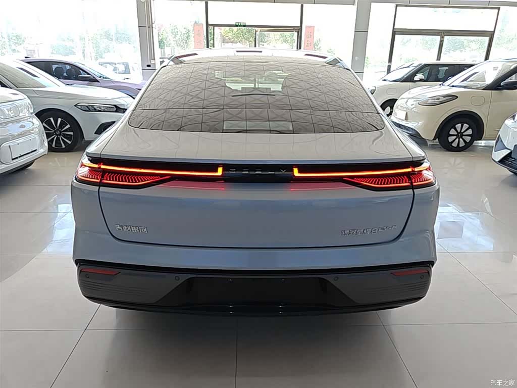 Geely 8, 2026 6