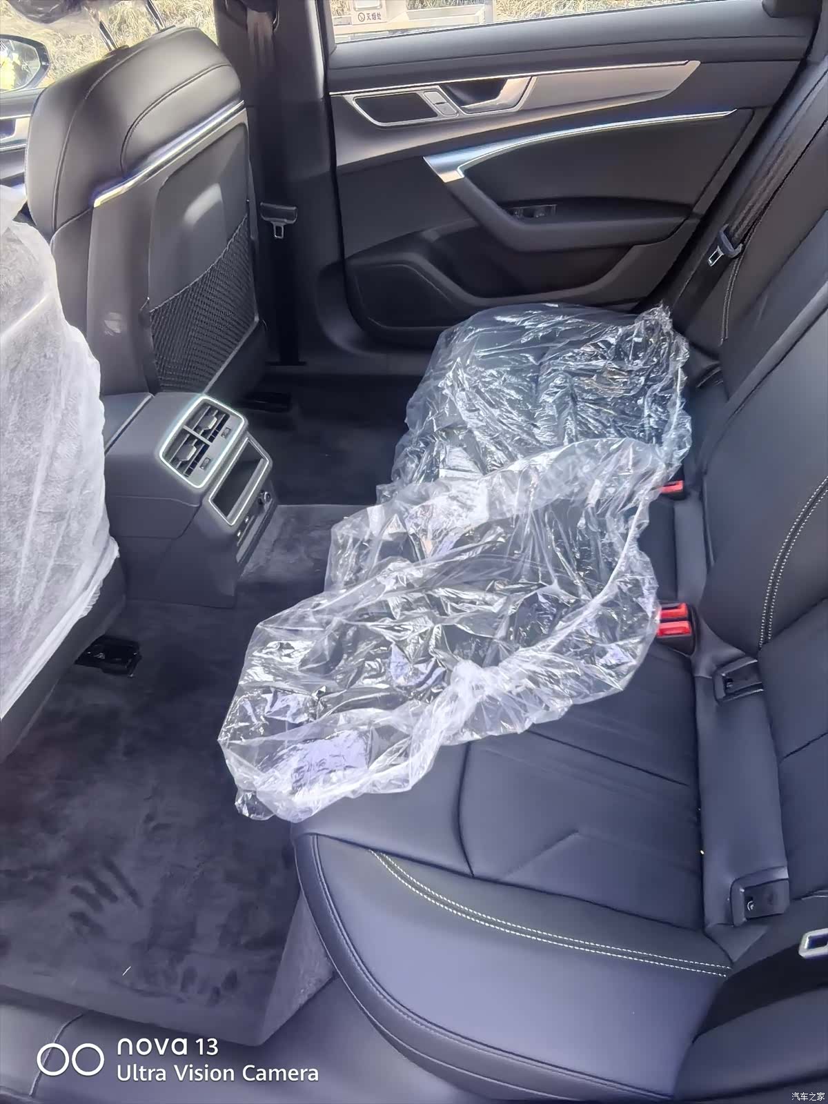 Audi A6L, 2025 все фото