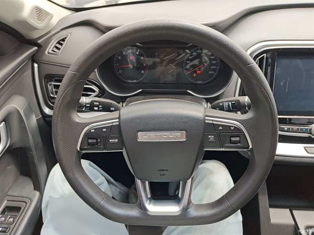 Jetour X70, 2020 11