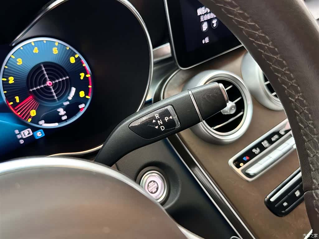 Mercedes-Benz GLC, 2022 18
