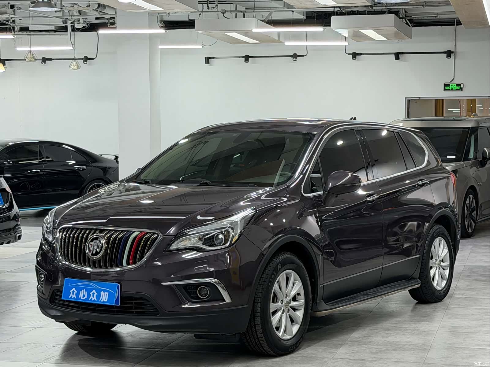 Buick Envision Plus, 2016 1