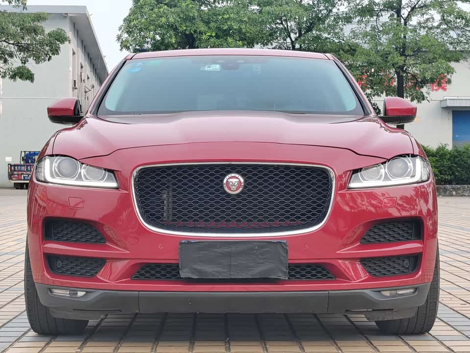 Jaguar F-PACE Jaguar F-PACE