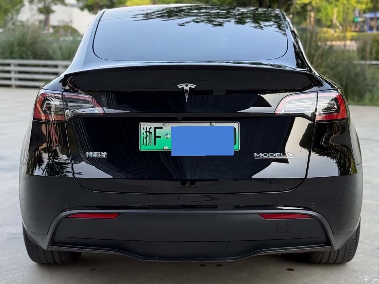 Tesla Model Y, 2022 16