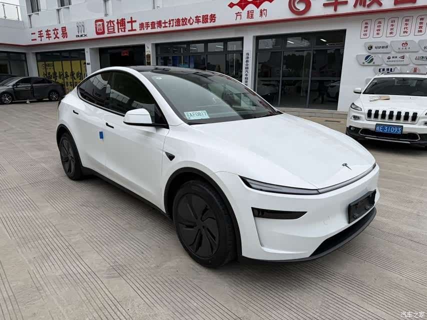 Tesla Model Y, 2026 2