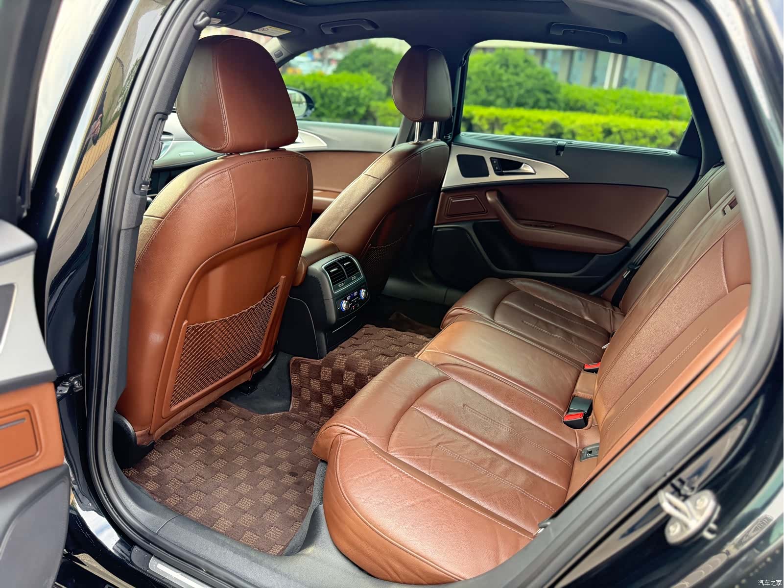 Audi A6L, 2018 все фото