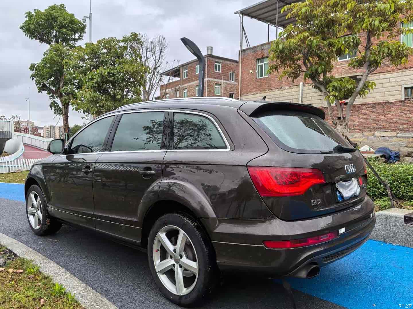 Audi Q7, 2015 6