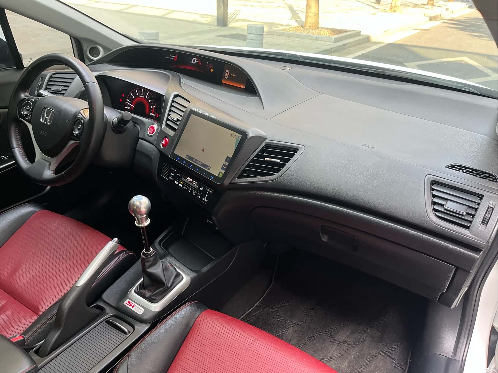 Honda Civic, 2015 23