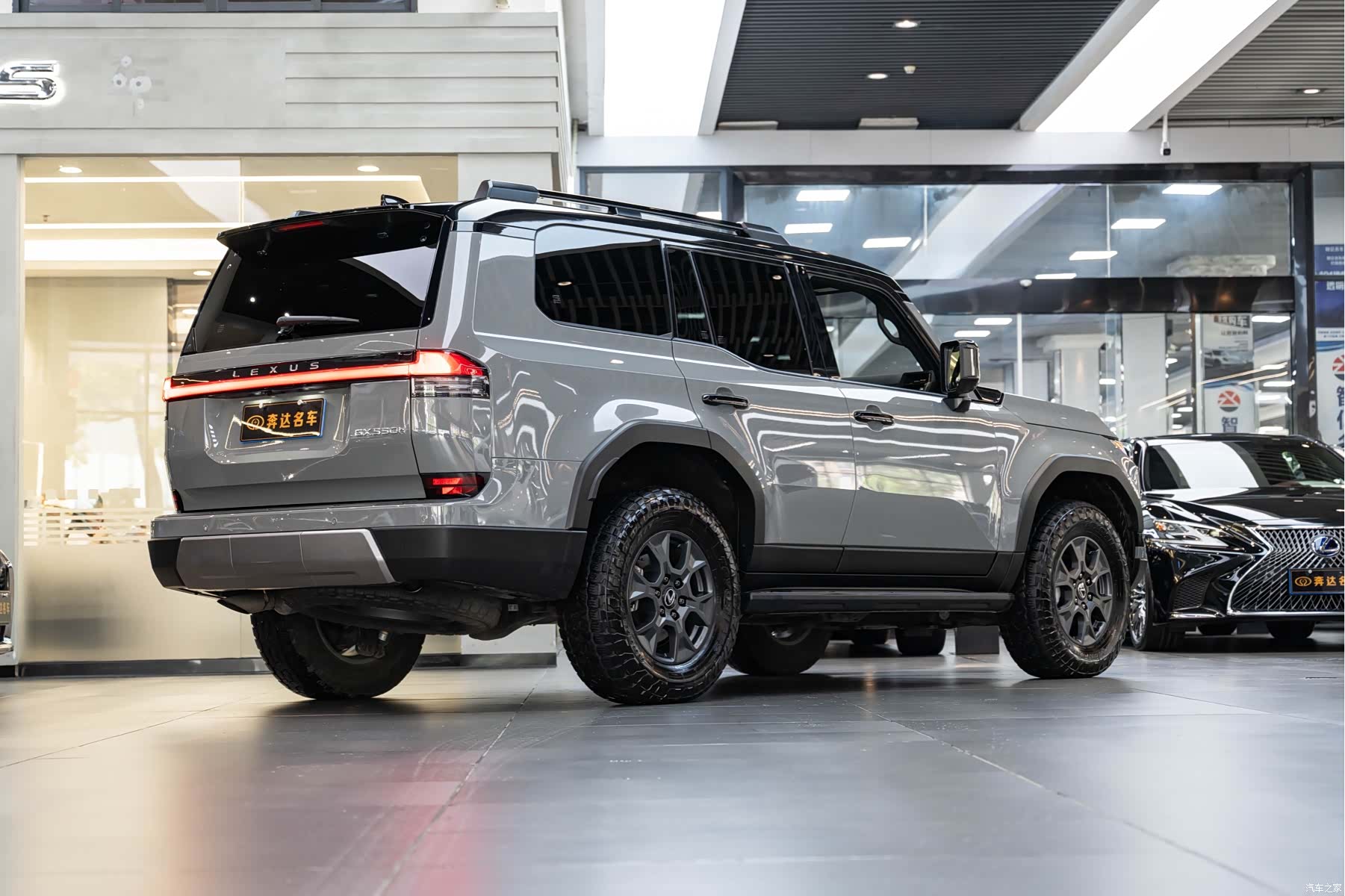 Lexus GX, 2025 3