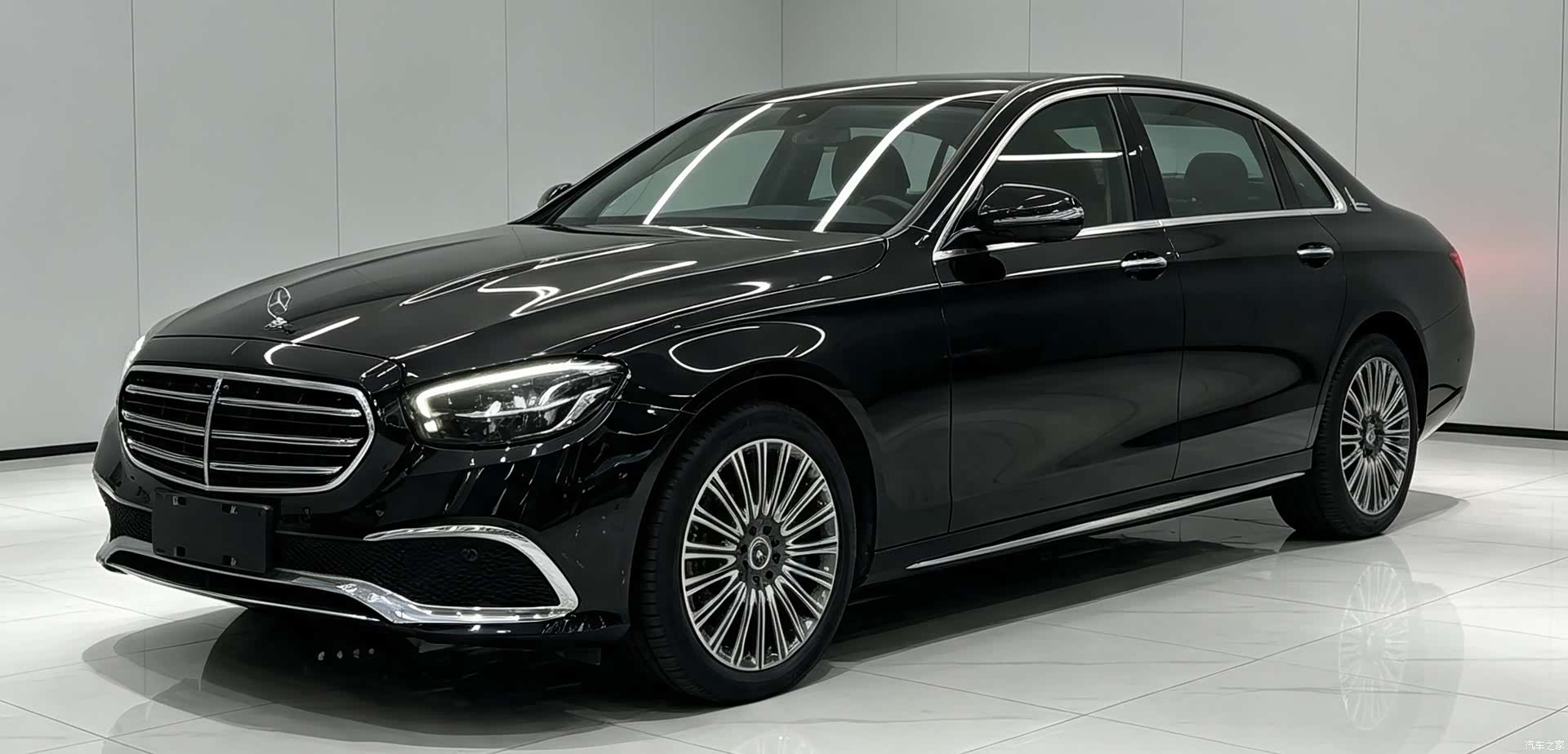 Mercedes-Benz E-Class, 2022 9